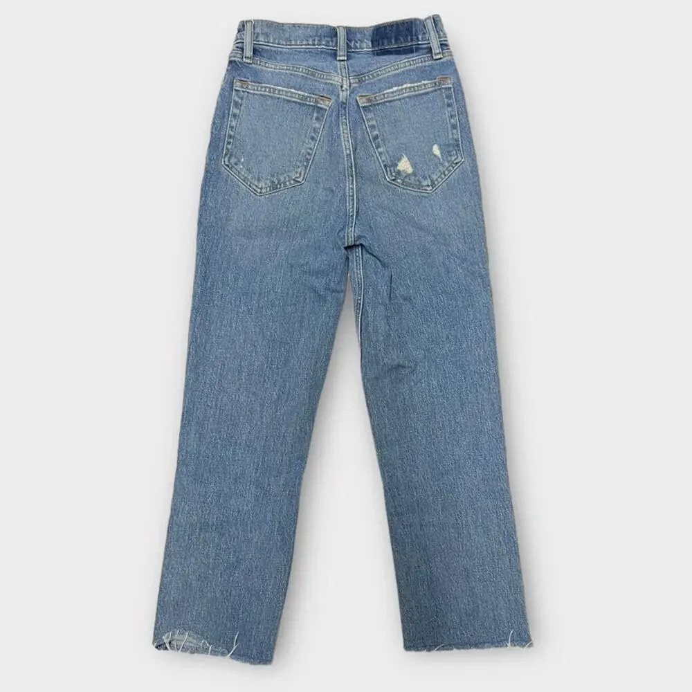 Abercrombie & Fitch Ultra High Rise 90s Straight Jean Size 24/00 Short Inseam - Picture 2 of 4